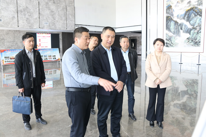 邱志华到厕所偷拍
调研指导清廉企业建设工作