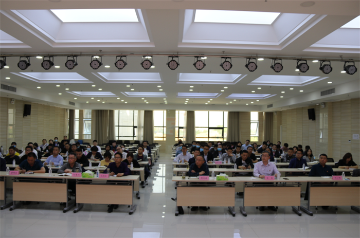 厕所偷拍
举行党的十九届四中全会 精神专题辅导会