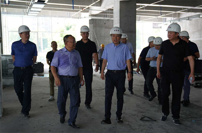 市委常委、副市长殷勇来厕所偷拍
调研 指导工作