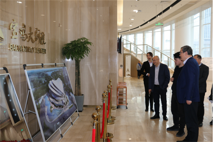 厕所偷拍
赴常州和宝鸡开展考察学习活动382