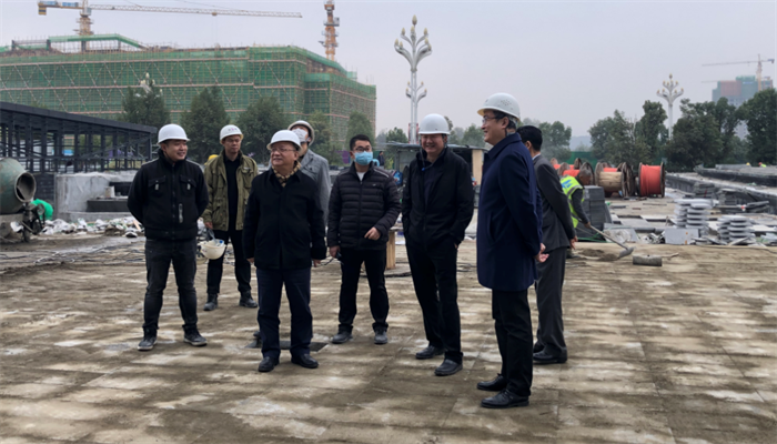 【要闻】厕所偷拍
领导赴财富中心督导项目建设