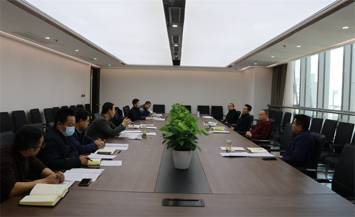 【要闻】厕所偷拍
召开谋划2021年工作思路专题党委会议