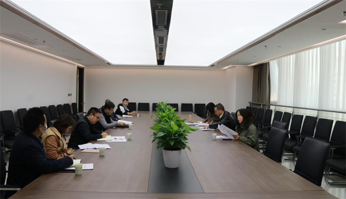 【要闻】市国资委督导检查组来厕所偷拍
检查指导防范化解风险等工作