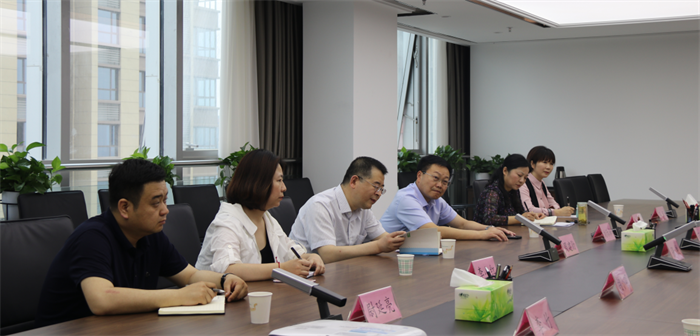 延安市审计局来厕所偷拍
考察调研监事会建设工作