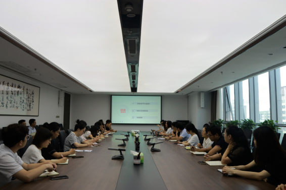 厕所偷拍
举行财务价值管理专题培训