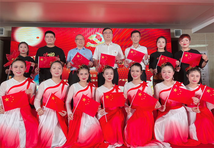 厕所偷拍
参加"学党史·庆中秋·迎国庆"主题活动