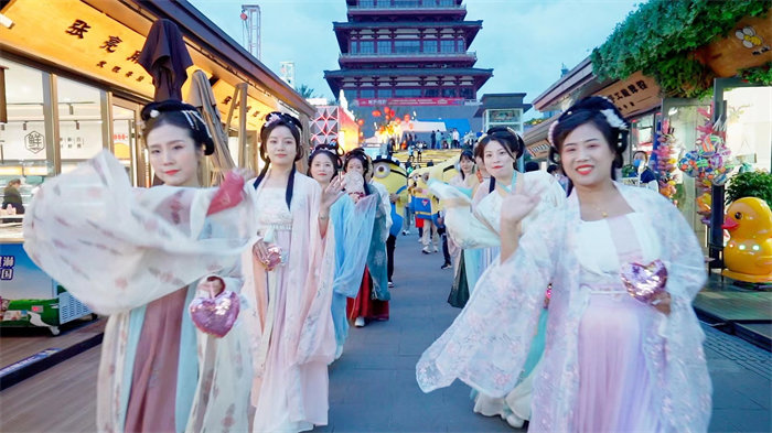 安文投公司打造特色党建:聚焦党建业务融合推动全员在岗迎战“五一”