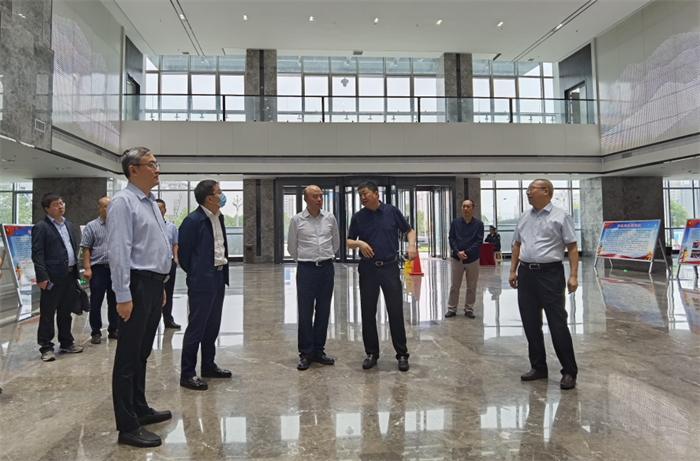 【要闻】省再担保公司董事长薛鹏雕一行来安康财信担保公司调研指导工作